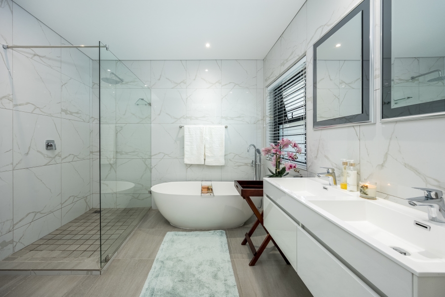 4 Bedroom Property for Sale in Vierlanden Western Cape